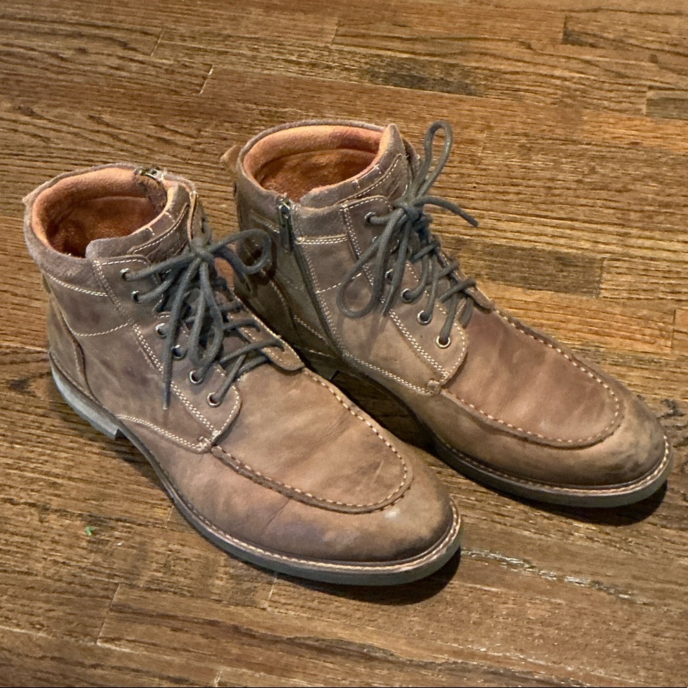 Florsheim Rustic Brown Leather Boots